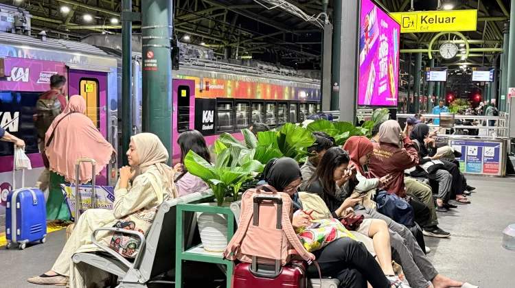 KAI Tambah Tiga Perjalanan Kereta Menuju Jakarta