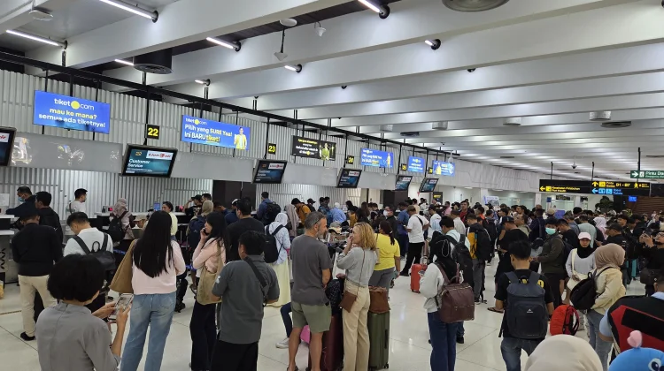 Penumpang Ini Akui Dapat Kabar Mendadak Penerbangan ke Ternate Dibatalkan