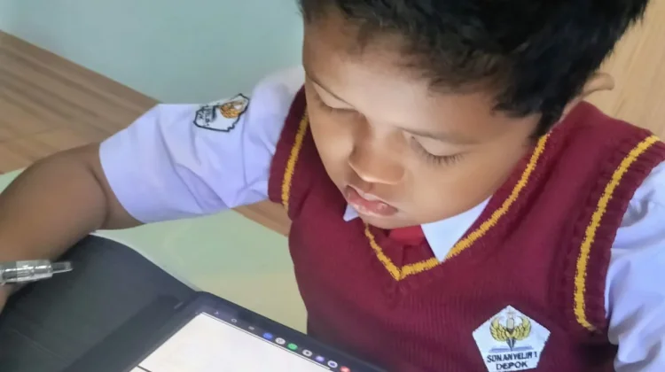 Guru Nilai PJJ Jadi Pembelajaran Kemandirian Siswa di Tengah Erupsi Krakatau