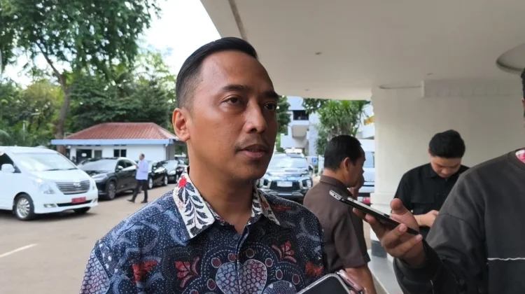 Kemenkes Pastikan Stok Masker Aman Pascaerupsi Anak Krakatau