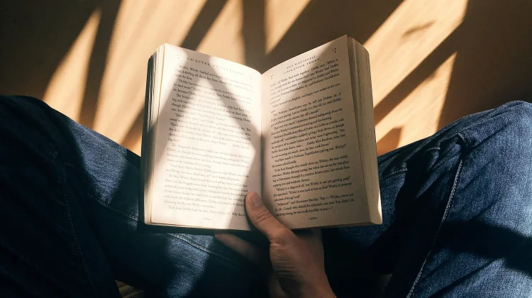 Literasi Tak Hanya Soal Membaca, Ini Jenis-Jenisnya