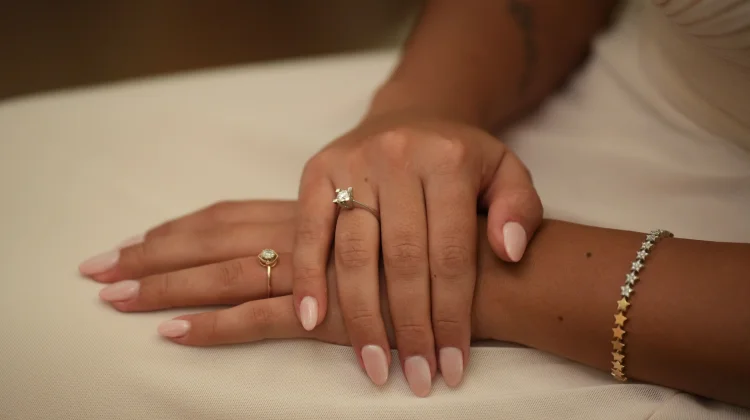 Intip Lima Referensi Nail Art Klasik yang Wajib Dicoba!