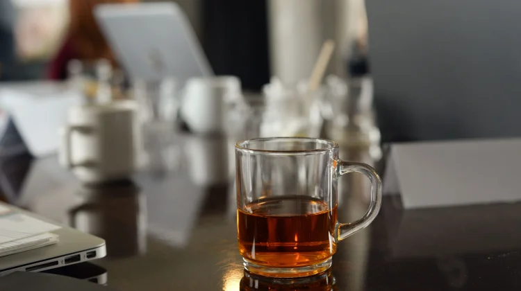 Langsung Minum Teh setelah Makan, Ini Dampaknya bagi Tubuh