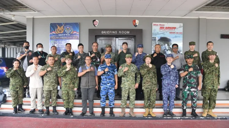 Jepang Kirim JS Kunisaki dan 350 Personel JSDF Bantu Karhutla Indonesia