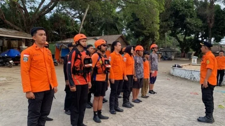 Tim SAR Turunkan Lima Kapal Cari Lima Jurnalis yang Hilang