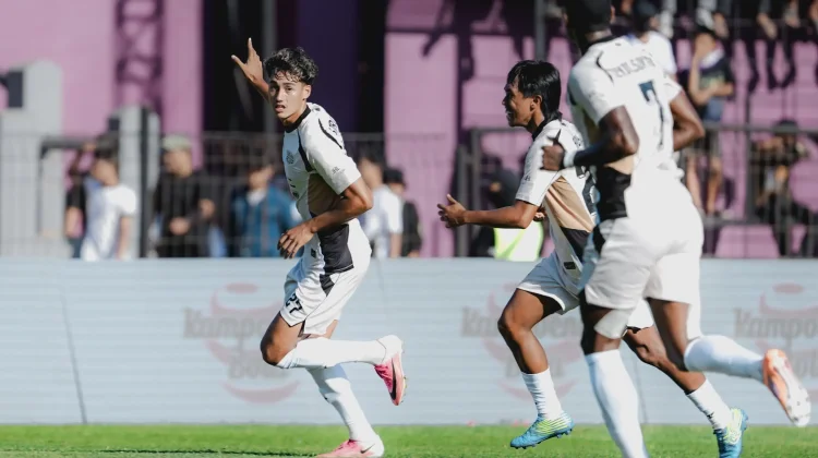 Gol Spektakuler Struick Buka Jalan Kembali ke Timnas