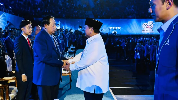 Momen Hangat Presiden Prabowo Puji SBY Sebagai Taruna Terbaik