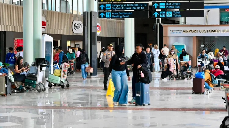 Kemenhub Pastikan Operasional Bandara Kembali Normal Pascaterdampak Erupsi