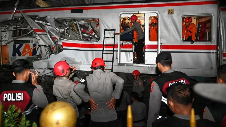 Polisi Limpahkan Berkas Kasus Tabrakan KRL-Taksi Bekasi ke Kejaksaan