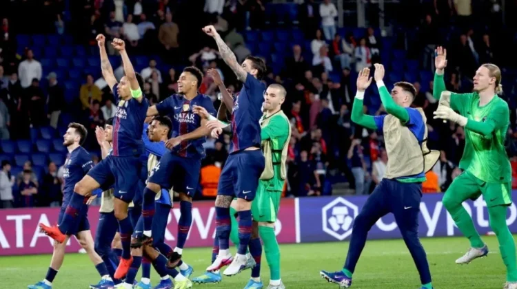 PSG Pesta Gol 6-1, Torres Cetak Hat-trick atas Slovan