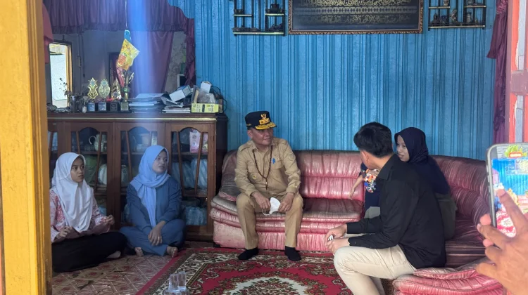 Wapres Temui Keluarga Petugas yang Gugur Saat Penanganan Karhutla