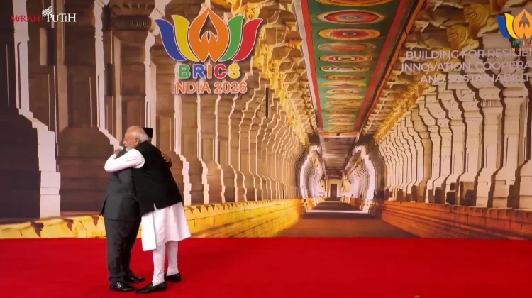 Hadiri KTT BRICS di India, Presiden Prabowo Disambut PM Modi