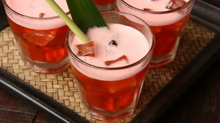 Asal-usul Bir Pletok, Minuman Khas Betawi Kaya Rempah tanpa Alkohol
