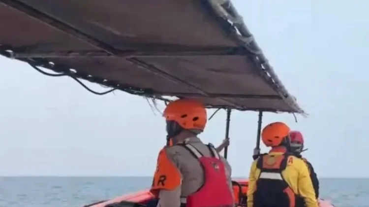 Kemkomdigi Lacak Sinyal HP Rombongan Jurnalis yang Hilang di Selat Sunda