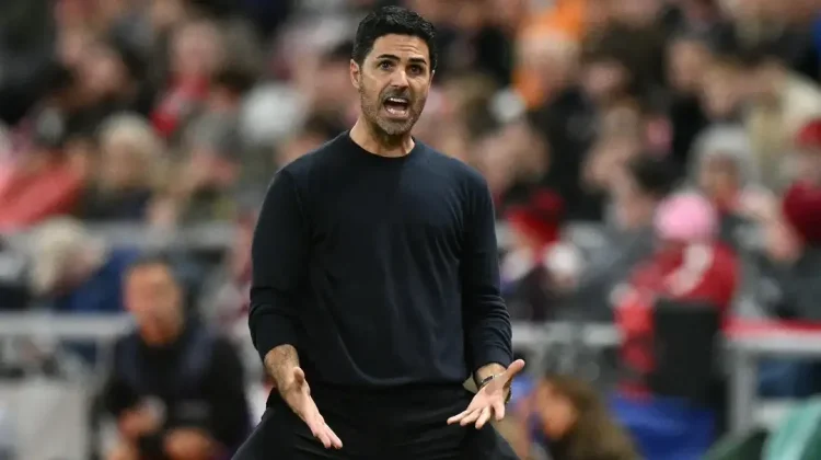 Wasit Hadiahkan Pinalti, Arteta Murka usai Arsenal Kalahkan Sunderland 2-0