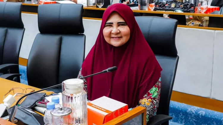 Karhutla Terdampak Gangguan Pernapasan, Nevi Tegaskan Harus Darurat Kesehatan
