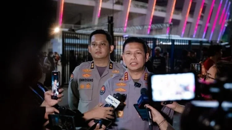 Polisi Apresiasi Jakmania-Bobotoh Jaga Laga Pertandingan Tetap Kondusif