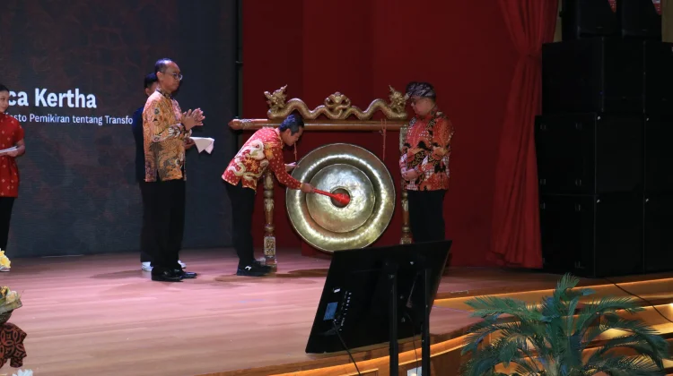 Dua Buku Transformasi Umat Hindu Resmi Diluncurkan