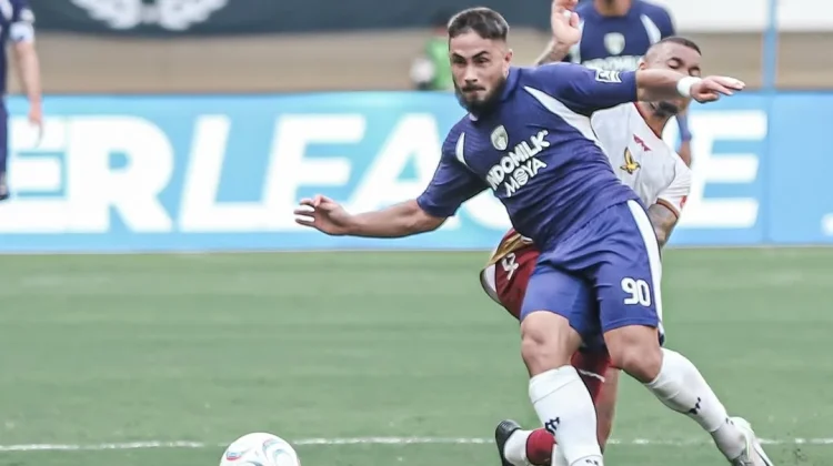Persita Menang Dramatis 3-2 atas Java United FC