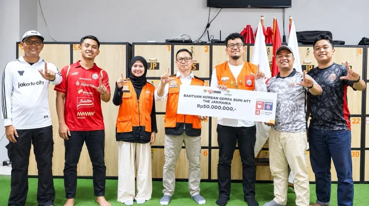 The Jakmania Salurkan Bantuan Rp50 Juta untuk Korban Gempa NTT melalui BAZNAS