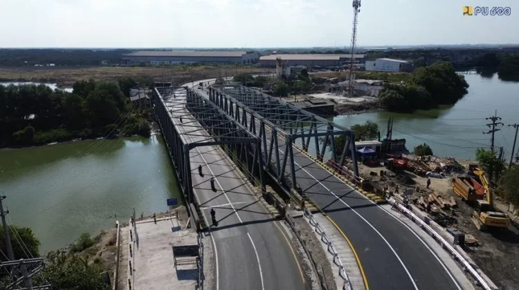 Jembatan Manyar Dibuka, Akses Logistik ke Kawasan Industri Gresik Makin Lancar