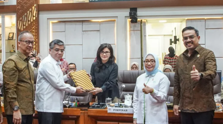 DIM Diserahkan, Komisi IX DPR Bentuk Panja RUU Pelindungan Ketenagakerjaan