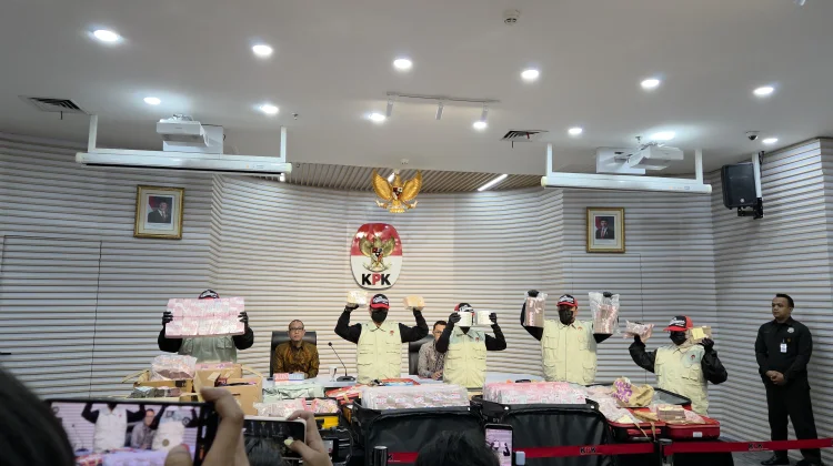 Pengurusan HGB Summarecon, KPK Tahan Delapan Tersangka, Sita Uang RpRp106,3 Miliar