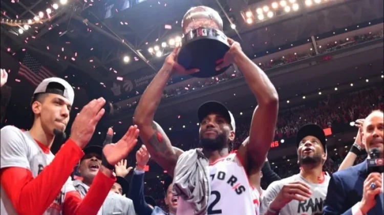 Reuni Kawhi Leonard dan Raptors, Sang Bintang Kembali ke Toronto