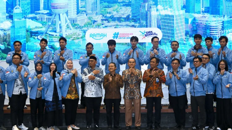 Lepas Kontingen WorldSkills Shanghai 2026, Wamendikdasmen Tekankan Mentalitas