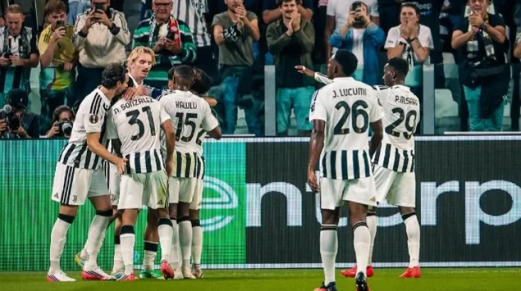 Juventus Pesta Gol, NEC Dihajar 5-0