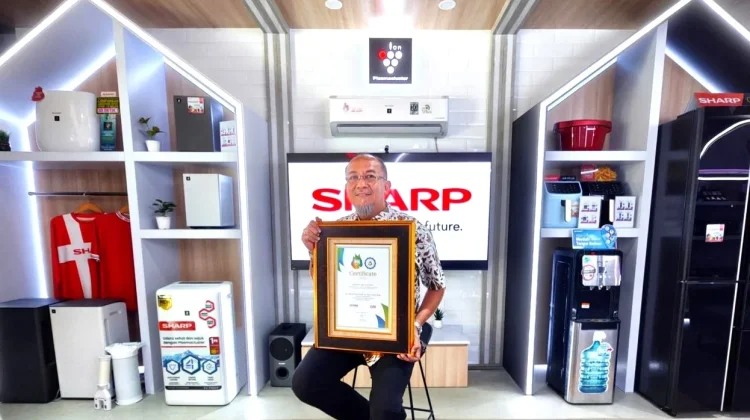 Sharp Indonesia Raih Dua Penghargaan PR dari Pilihan Jurnalis Bisnis