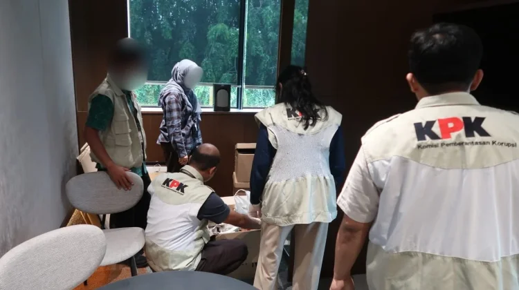 KPK Temukan Petunjuk Aliran Uang Saat Geledah Rumah Dirjen Kementerian ATR/BPN