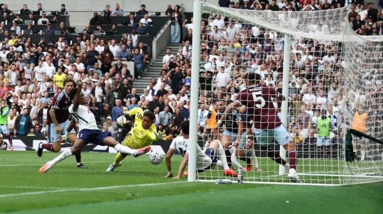 Tottenham Catat Awal Musim Terburuk Sejak 2008-2009
