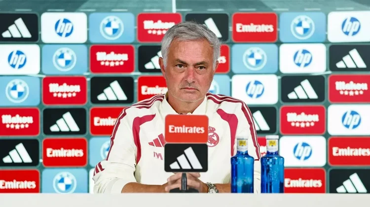 Jose Mourinho: Derby Madrid Bukan Sekadar Tiga Poin