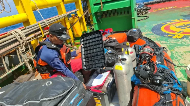Enam Personel BSG Diterjunkan Cari Korban di KM Virgo Transport 8