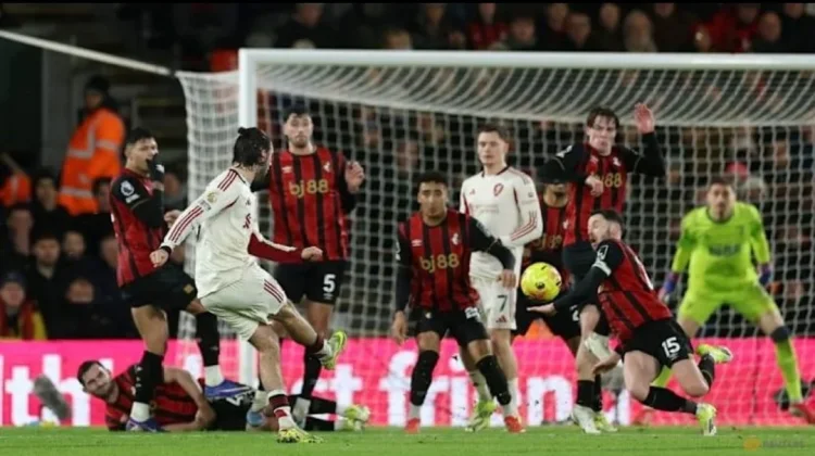 Alexander Isak Bawa Liverpool Menang Tipis atas Bournemouth