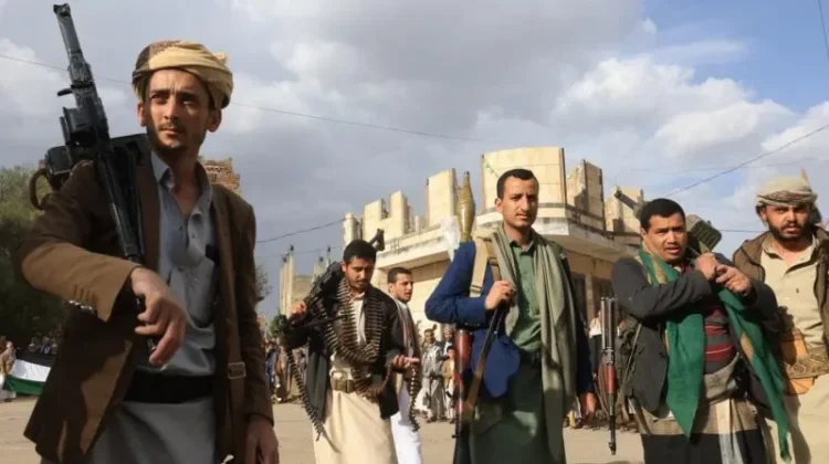 Analis: Pergeseran Geopolitik Perkuat Posisi Houthi Hadapi Saudi