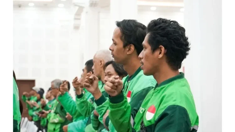 Kemenko PM Perkuat Perlindungan Pengemudi Ojek Online Tuli