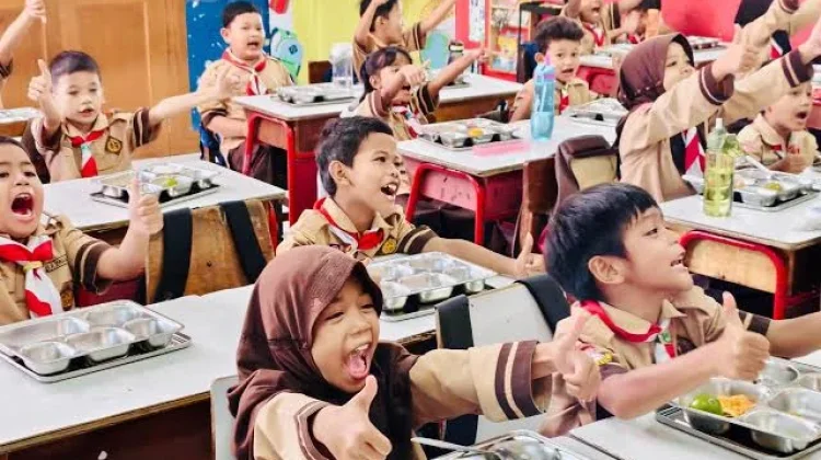 SPPG MBG Bakal Diberi Rating, DPR Minta Penilaian Jelek Segera Ditindaklanjuti
