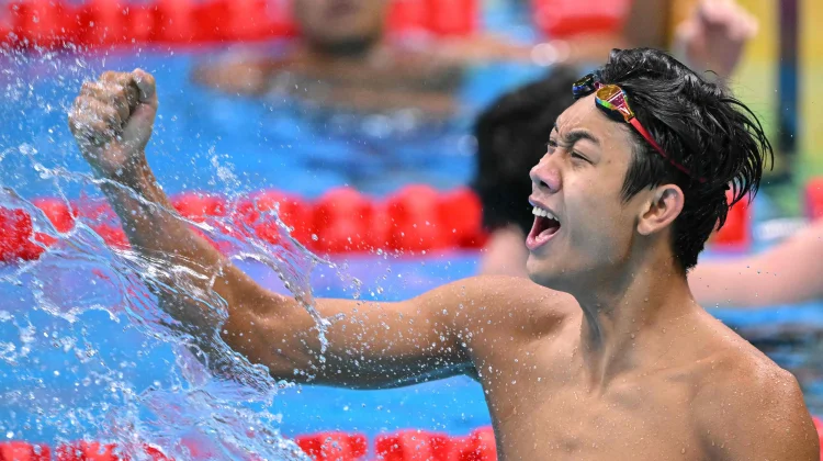 Perenang Muda Ini Borong Emas Asian Games 2026, Simak Profil Zhang Zhanshuo