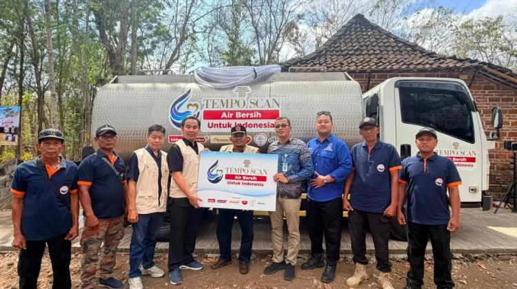 El Nino, Tempo Scan Group Kirim Bantuan Air Bersih