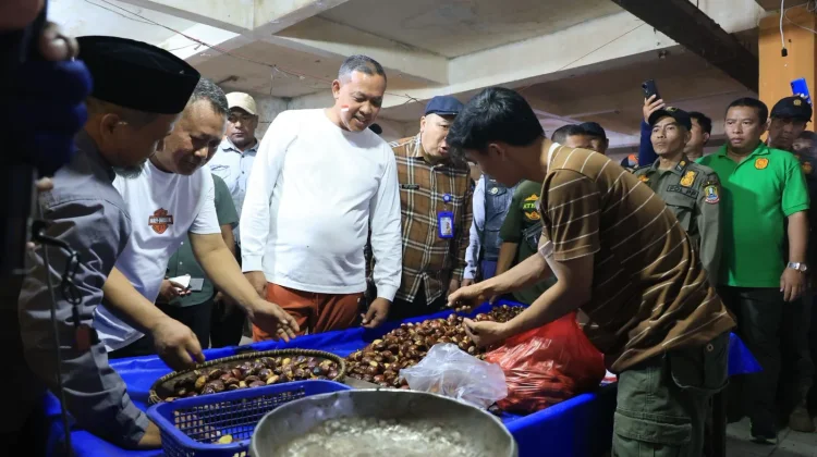 Geliatkan Ekonomi, ASN Kota Bekasi Diminta Belanja Bulanan ke Pasar Tradisional