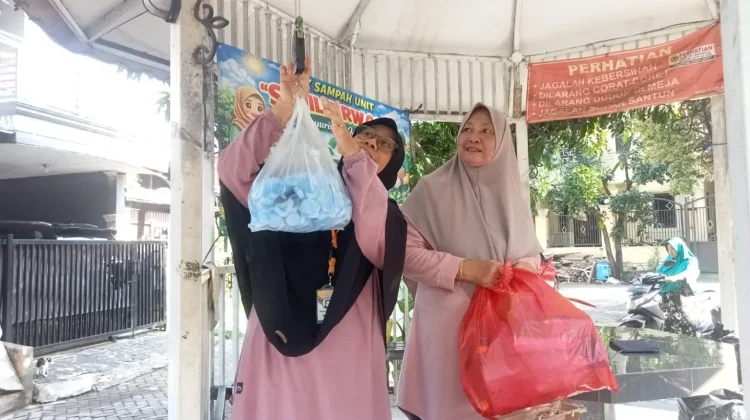 Kurangi Volume Sampah, Warga Bekasi Diminta Aktif Memilah Sampah dari Rumah
