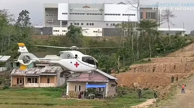 Presiden Prabowo Mulai Realisasikan Ambulans Udara untuk Daerah Terpencil