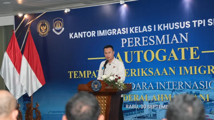Imigrasi Resmikan 10 Autogate di Bandara Ahmad Yani