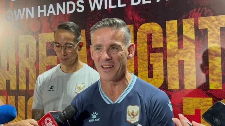 Herdman Jelaskan Kartu Merah Thom Haye