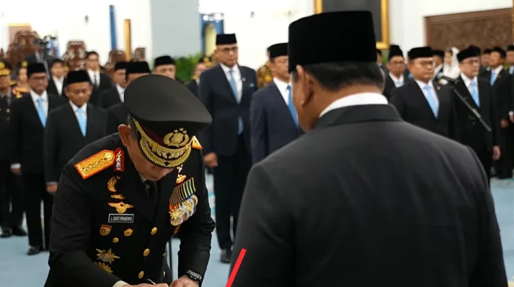 Simak Perjalanan Karier Listyo Sigit, Eks Kapolri yang Jadi Kepala Staf Presiden
