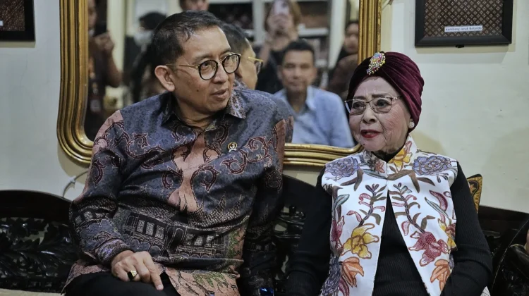 Menbud Fadli Optimistis Batik Indonesia Semakin Dikenal Dunia