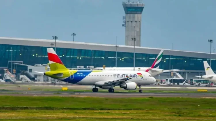 Kemenhub Siapkan Stimulus Pajak untuk Tekan Harga Tiket Pesawat Nataru