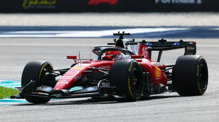 Leclerc Tercepat di FP2 Sepang, Mercedes Terlempar dari Lima Besar